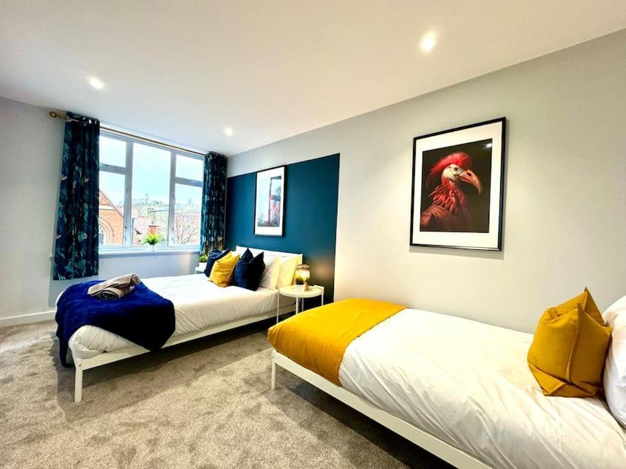 Апартаменты Chic 3br - Near & Shops!